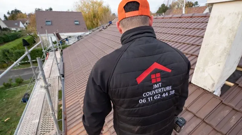 Couvreur certifié rénovation toiture à  Palaiseau